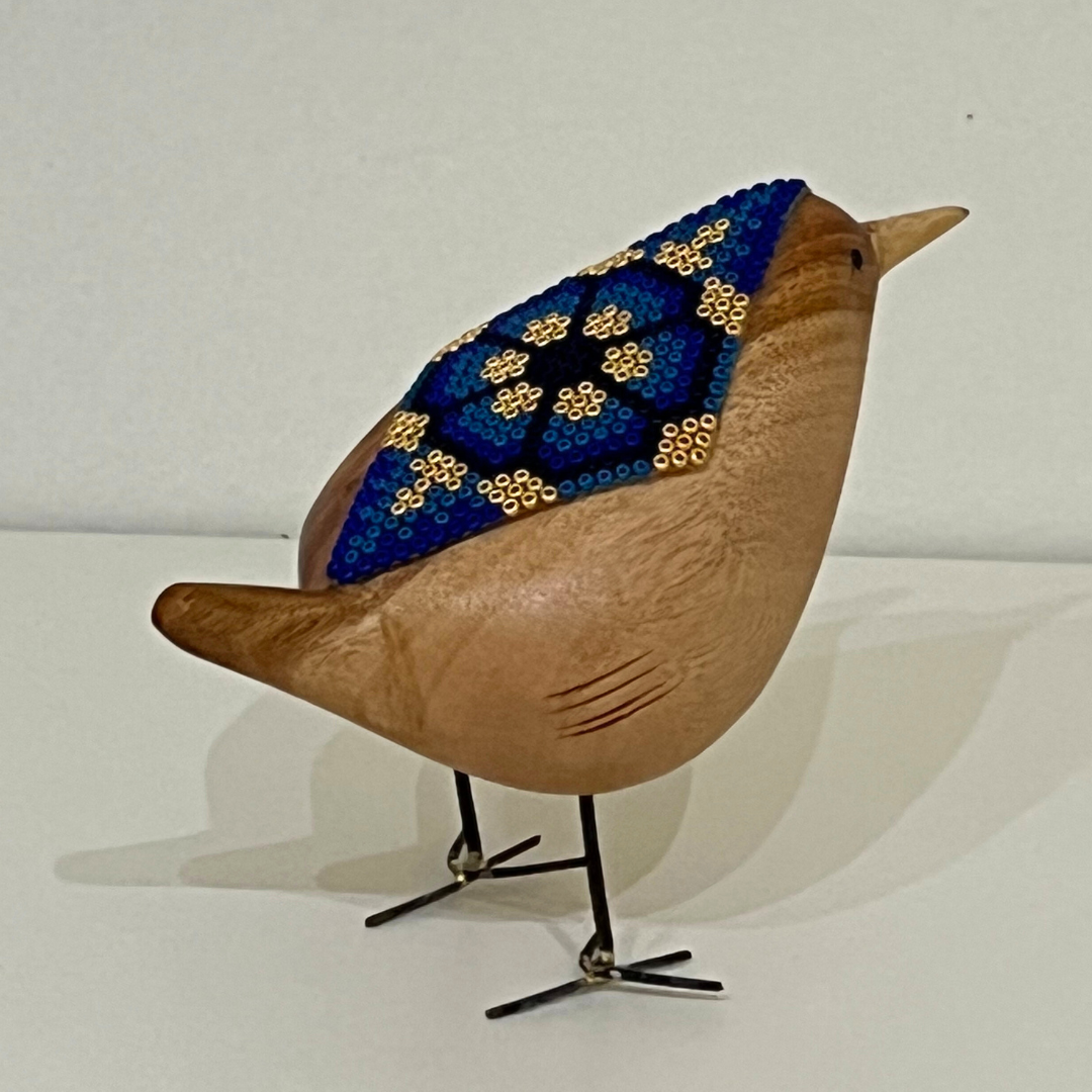 Pájaro de Madera con Arte Huichol