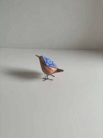 Pájaro Mini de Madera con Arte Huichol