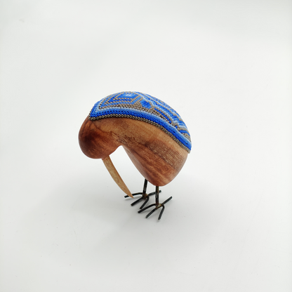 Kiwi de Madera con Arte Huichol