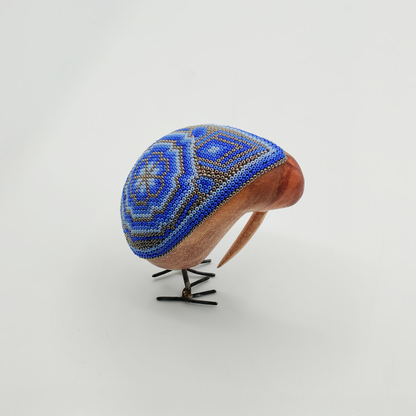 Kiwi de Madera con Arte Huichol