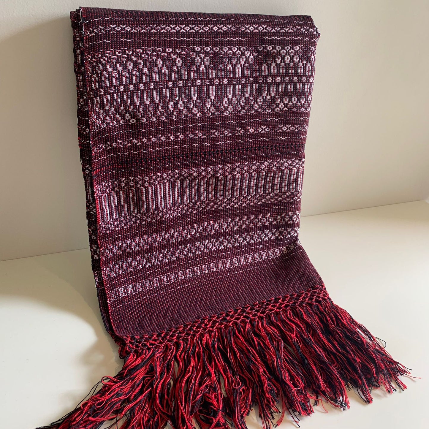 Rebozo Vino con Blanco