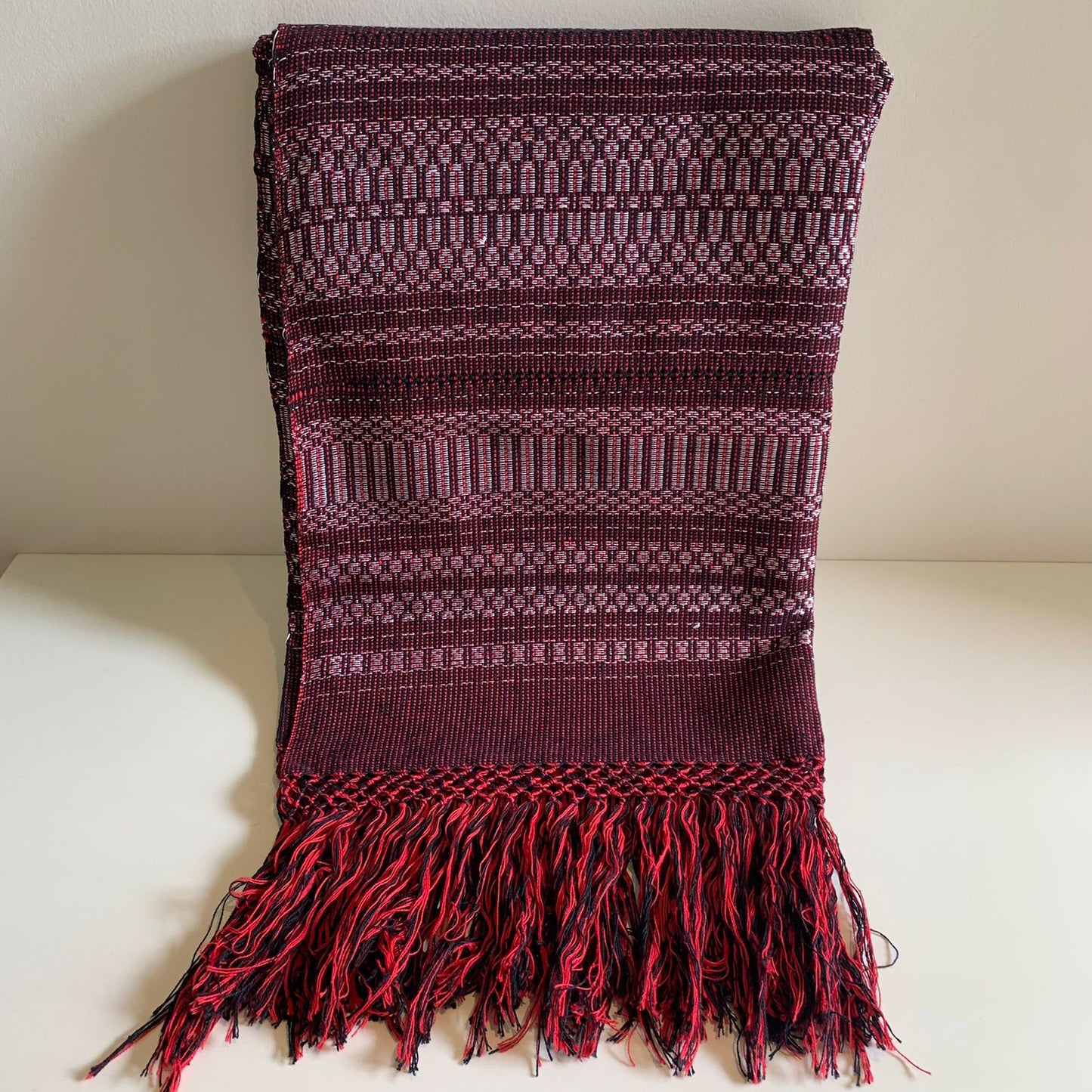 Rebozo Vino con Blanco
