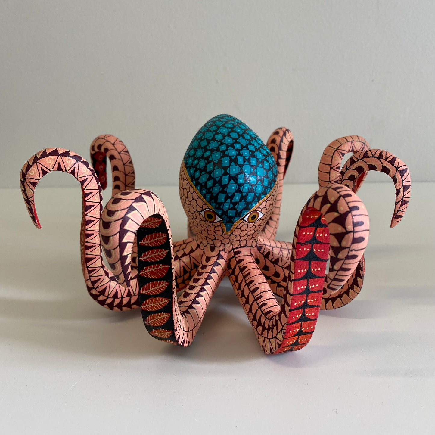 Alebrije Pulpo en Madera y pintura acrílica