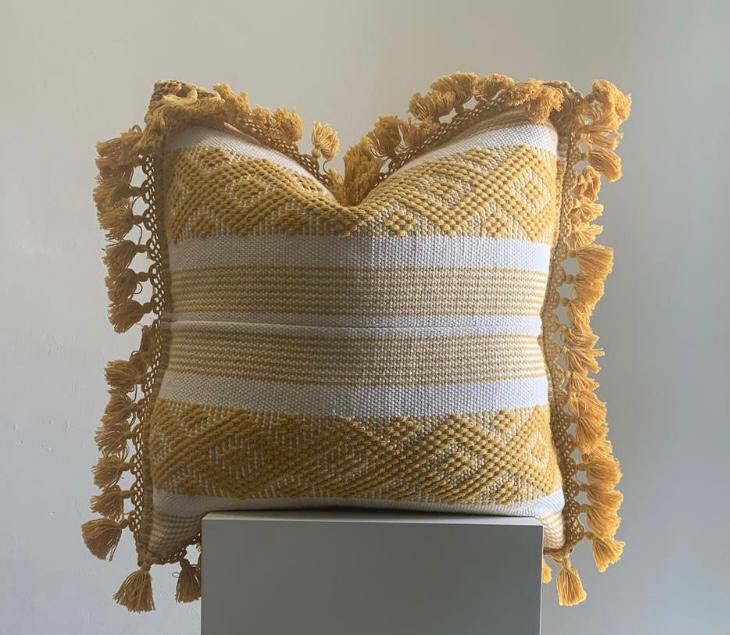 Funda de Cojín en Telar De Cintura Amarillo