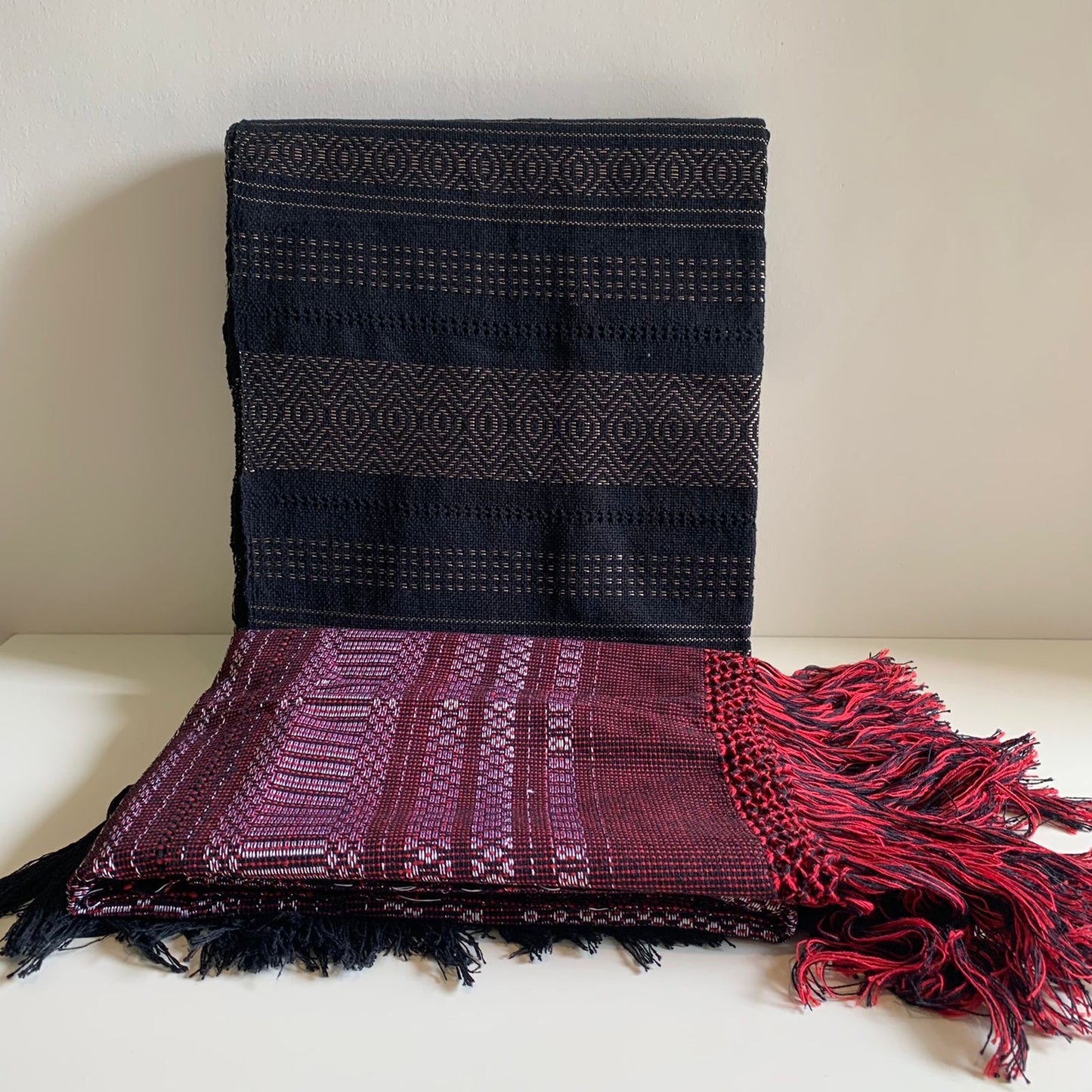 Rebozo Vino con Blanco
