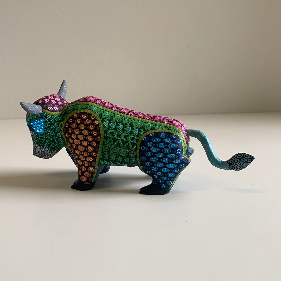 Toro Alebrije